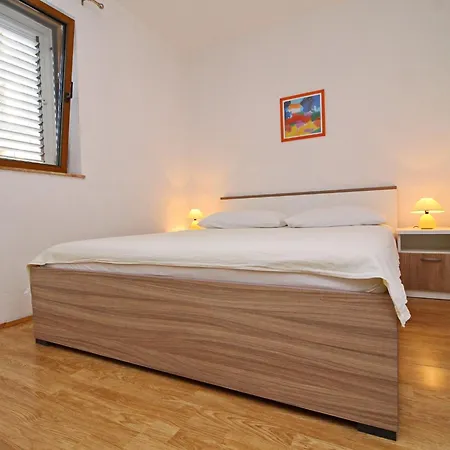 Apartment Markovi Orebi - One Bedroom With Terrace And Garden View A2 Orebic